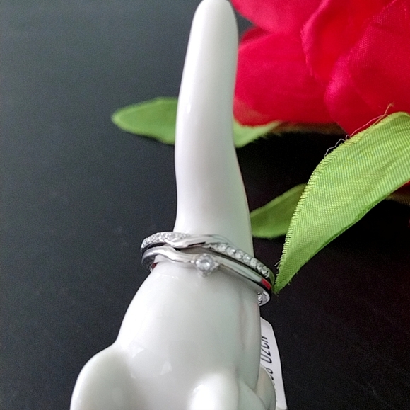 Dainty Stacking Bridal Ring Set Stainless Steel Hypoallergenic - Picture 9 of 11